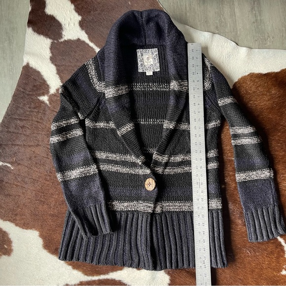 Element Cardigan Sweater - Picture 8 of 9